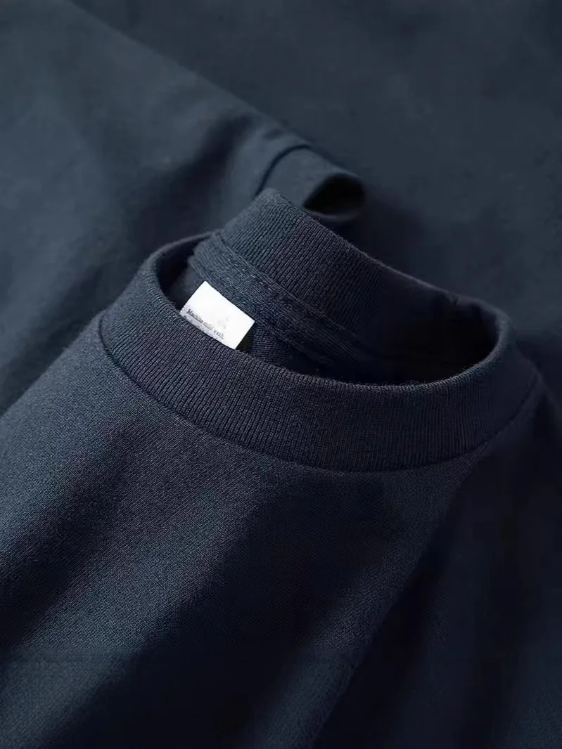 Hochwertige marineblaue 200 g schwere einfarbige Rundhals-Kurzarm-T-Shirts mit kleinen Schultern und lockerem, lässigem Bodenbildungshemd für Herren