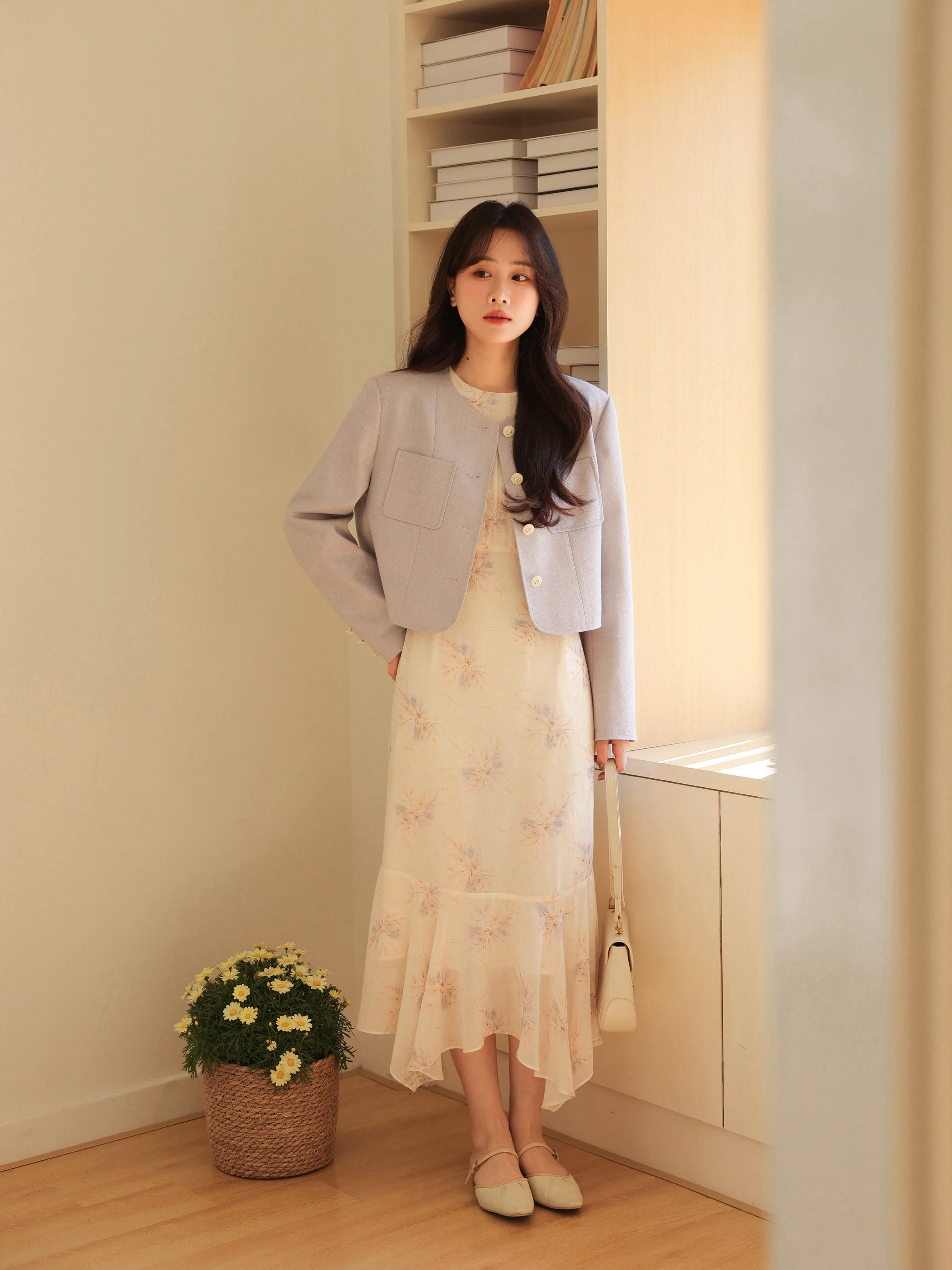 Elegant Cropped Tweed Jacket Women Spring Round Neck Slim Fit Short Coat Chic Korean Style High-End Petite Blazer Office Casual