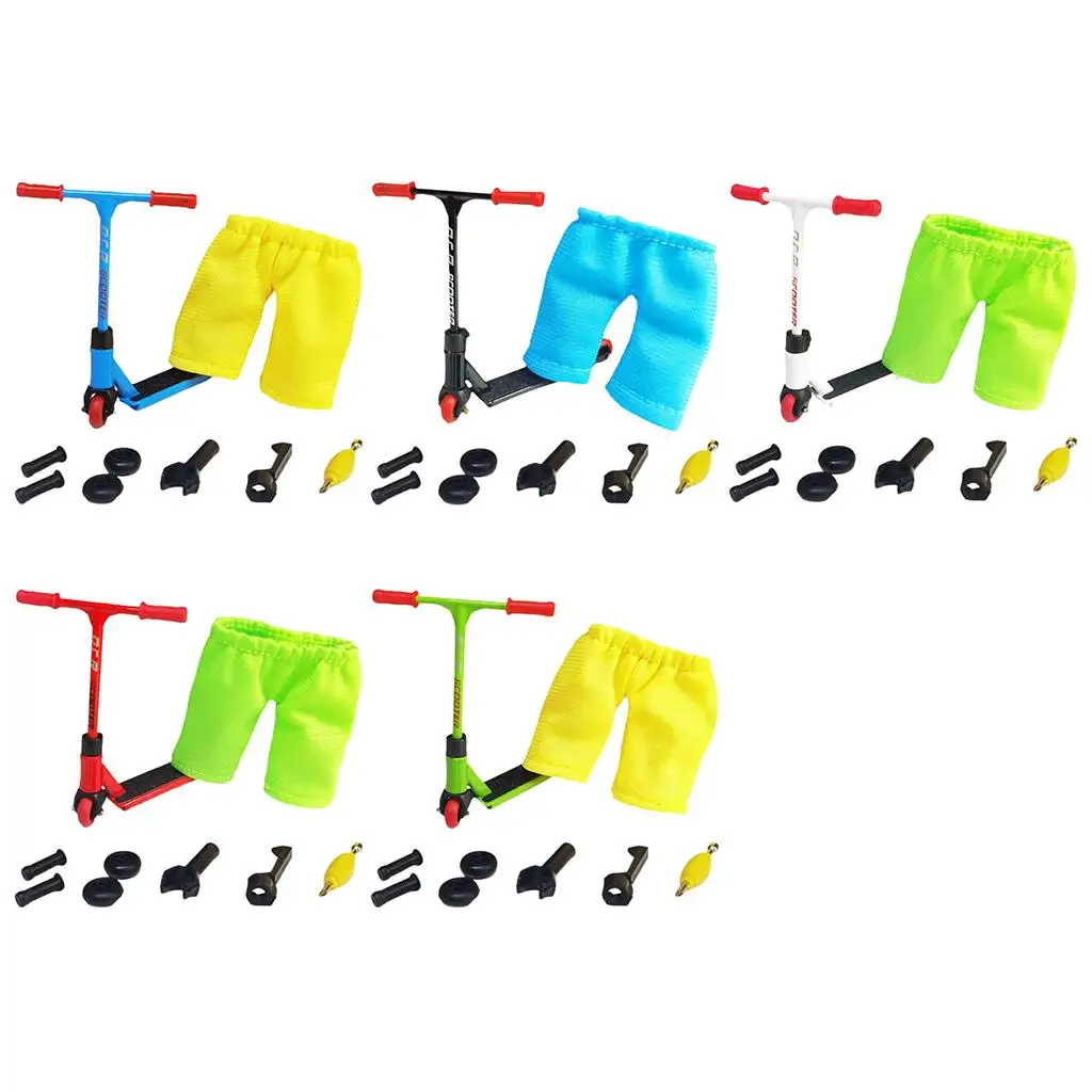 1/Set Finger Scooters mini size finger Toys Tiny Finger Boards Two Wheels