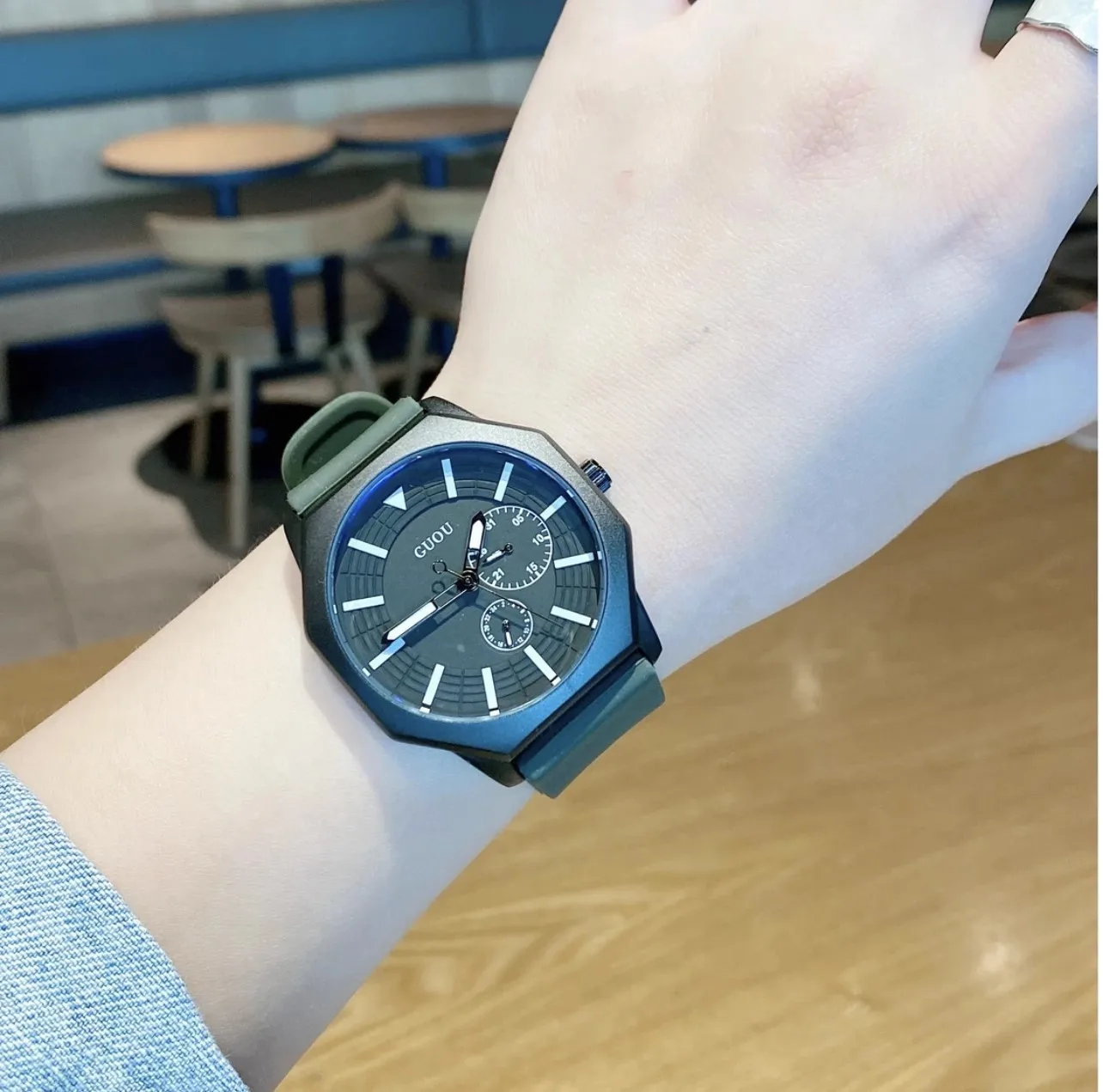 New octagonal watch with large dialmulti-functionalstylish silicone strapwomen's watch compact women's watch, high-quality watch