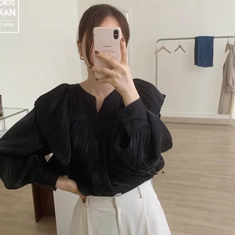 

Blouses Women Korean Style Design Folds Ladies Spring New Arrival Lantern Sleeve Solid Simple Loose O-neck Clothing Tops Femme
