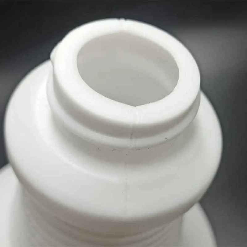 Plastic Spray Bottle Empty Refillable Squirt Bottles Leakproof Water Spray Bottle For Solution, With Adjustable Nozzle