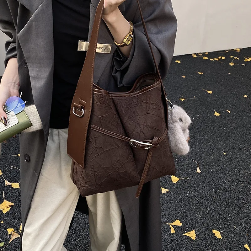 

2025 Vintage Tote Bag for Women, Genuine Leather Large Capacity Bucket Crossbody Purse, Retro Chic Multi-way Shoulder Bag