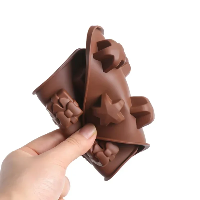 Christmas Shape Silicone Chocolate Mould Non-stick Fondant Cookie Baking Trays Xmas Trees Candy Cute Man Gift Home Mold Tools
