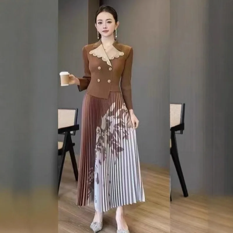 

Miyake плиссированные европейские новые женские платья костюм с воротником и длинным рукавом модный элегантный принт плюс размер эластичная длинная юбка для поездок на работу