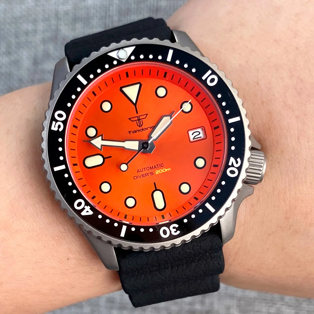 Tandorio 남성용 티타늄 시계, 오렌지 SKX 3.8 다이버 기계식 시계, 20bar 방수 럭셔리 정품 NH35 스포츠 시계