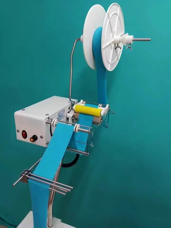 High-precision sewing machine belt feeder computerized  Protective clothing belt feeder Loosening strappe