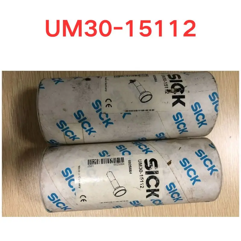 New UM30-15112   ultrasonic sensor  Fast Shipping