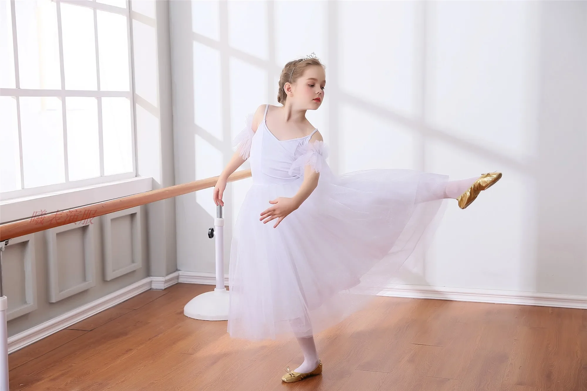 Professional Ballet Tutu Long Tulle Dress Girls White Swan Ballet Dress Performance Dance Ballerina Costume Kids Sling Dress