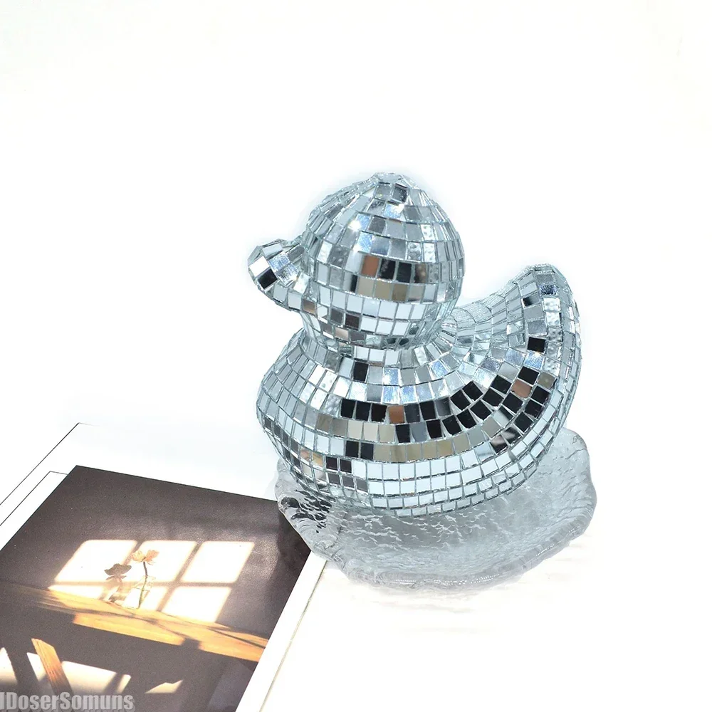 New Duck Sculpture Disco Ball Interior Glitter Light Reflected Eye-Catching Pop Art for Bar Modern Home Desktop Creative Decor