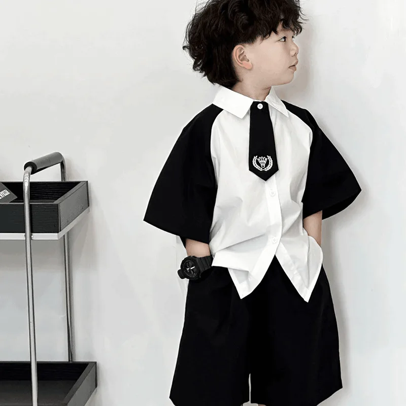 

Костюм для мальчиков, новинка лета 209, детский черно-белый костюм-рубашка в студенческом стиле для маленьких детей, модный тренд, комплект из двух предметов