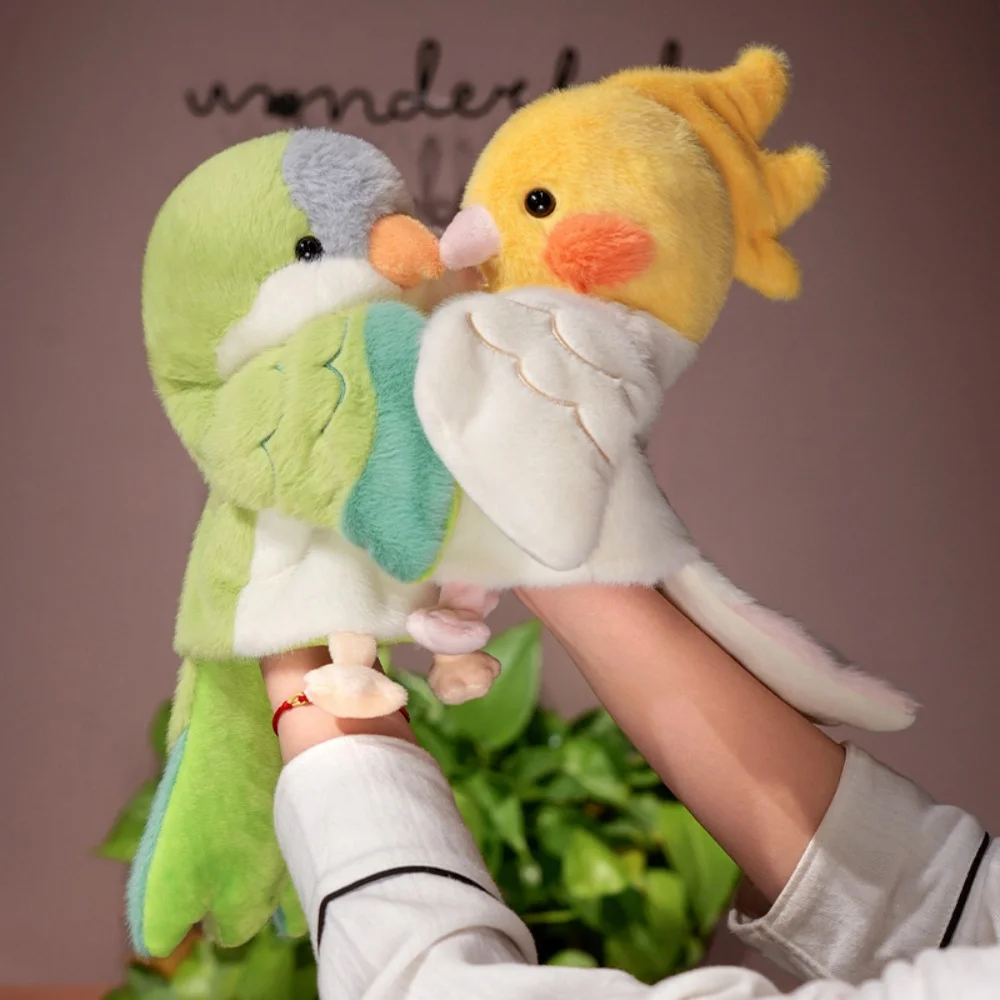 20 cm cartoon kleurrijke vogels dier handpop knuffel schattige levendige papegaai pop grappige levendige onderwijs spel rekwisieten