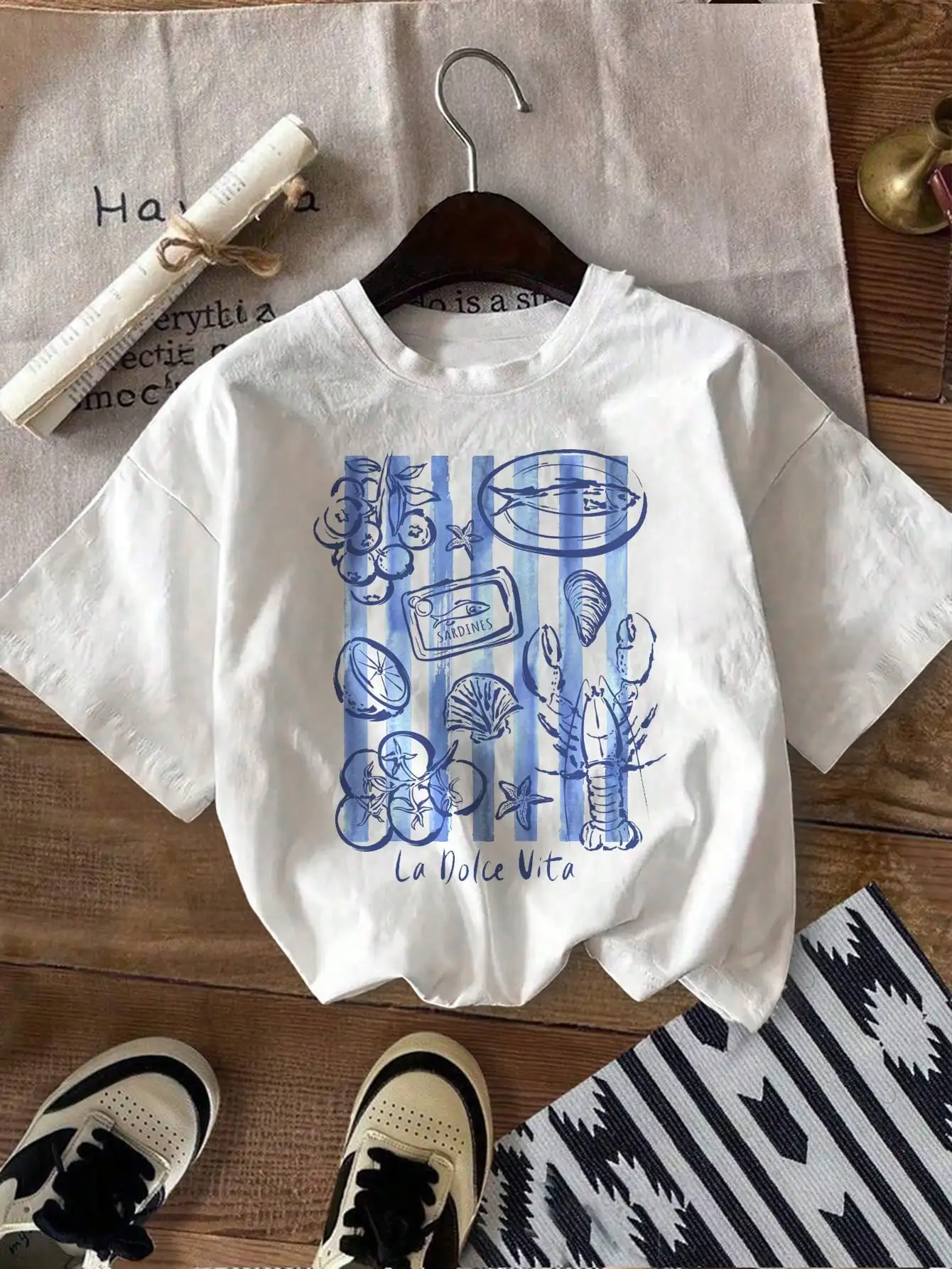 Glissea La Dolce Vita Graphic T-Shirt Aesthetic Sweet Life Women T-Shirt Suitable for Foodies, Seafood Lovers, Coastal Vacation