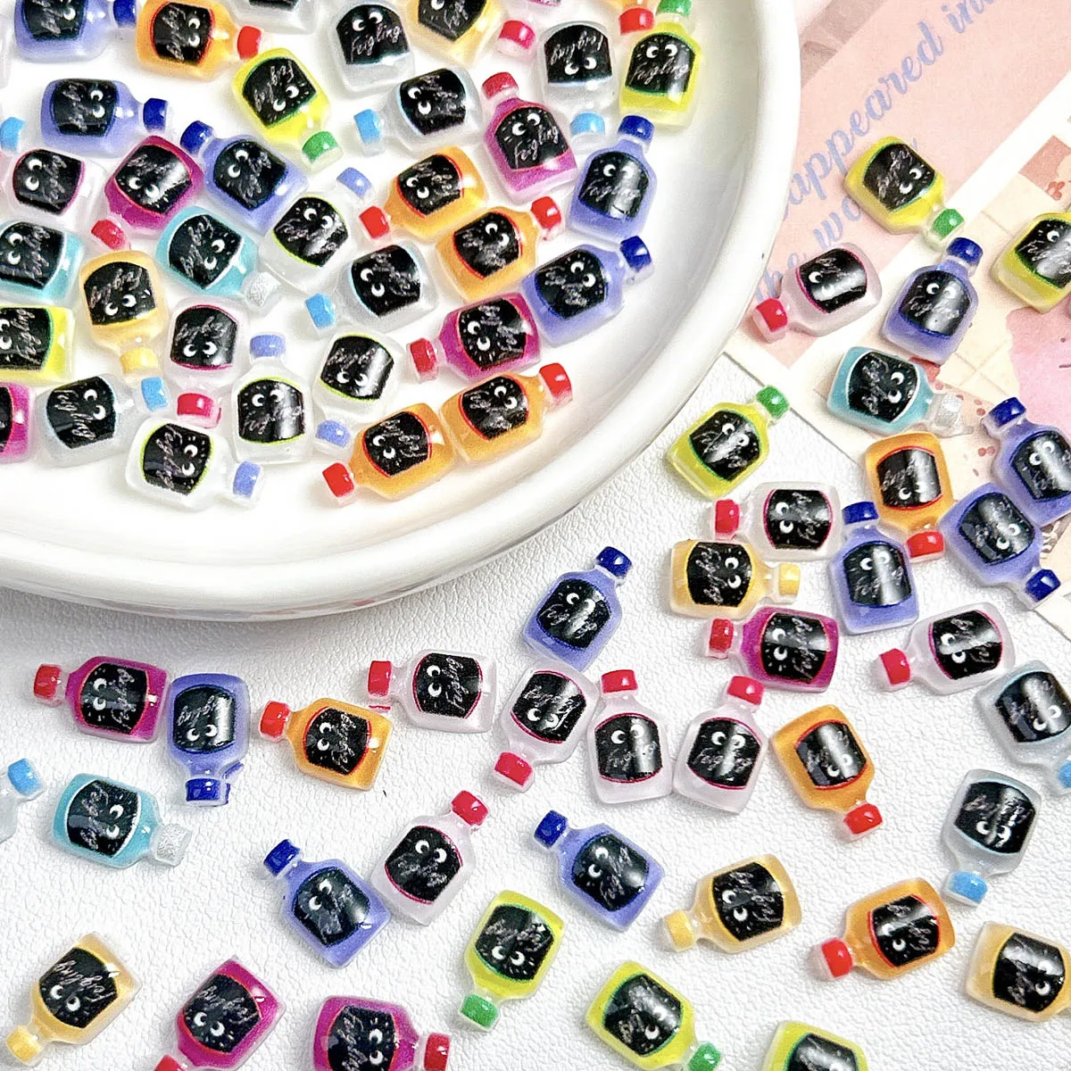 Breloques pour ongles en résine, feuille lumineuse dégradée, nouveauté, Double couleurs, feuille d'or incrustée, décorations pour Nail Art, DIY, 100 pièces