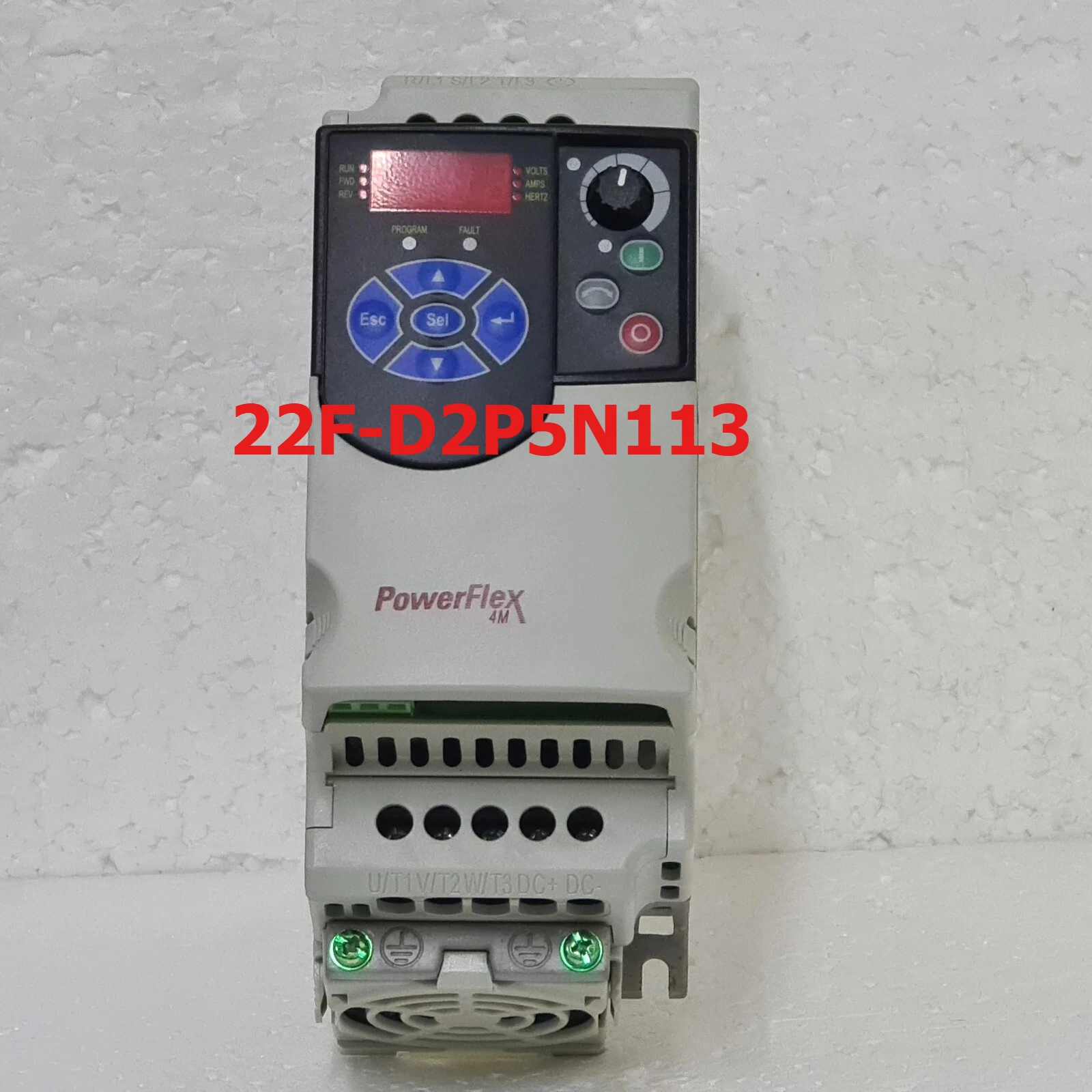

Используется для привода переменного тока Allen Bradley 22F-D2P5N113 AB 22F-D2P5N113 PowerFlex 4M