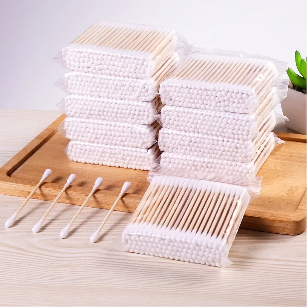 100 Pcs 100% Cotton Cotton Swabs Wooden Cotton Buds Q-Tip Hypoallergenic Chlorine-Free Double-Tipped Cotton Buds Daily Cleaning