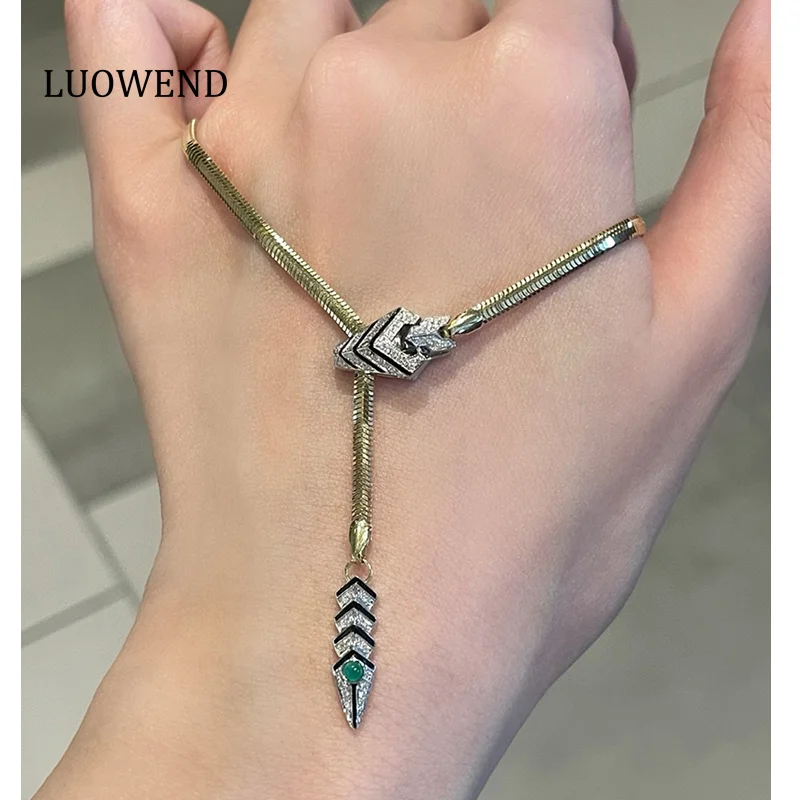

LUOWEND 100% 18K Yellow Gold Necklace Women Shiny Diamond Natural Emerald Necklace Fashion Snake Shape High Gemstone Jewelry