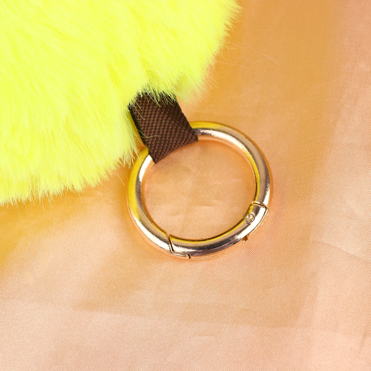 Porte-clés hibou jaune Unique pour femmes et filles, décoration de clé exquise, pendentif porte-cadeau de remise de diplôme