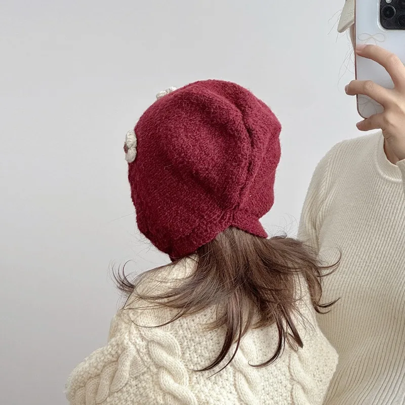Herbst-Winter Gestrickte Babymütze Einfarbig mit Blumenmuster Winddichter Ohrenschutz Süße Mädchen Säugling Kleinkind Strickmütze – Detail 4