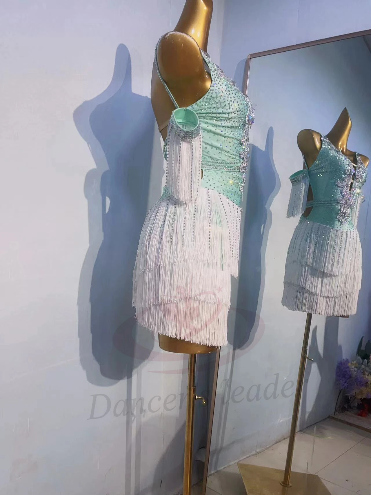 라틴 댄스 대회 여성용 고급 맞춤형 반짝이는 드레스, 술, 룸바 탱고 퍼포먼스, 블랙 풀 드레스