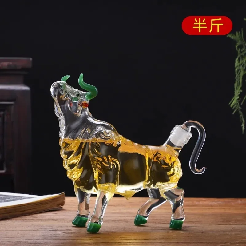 The Wine Decanter Charging Bull Liquor Decanter Made For Bourbon  Whiskey  Scotch, Rum  or Tequila 1000ml