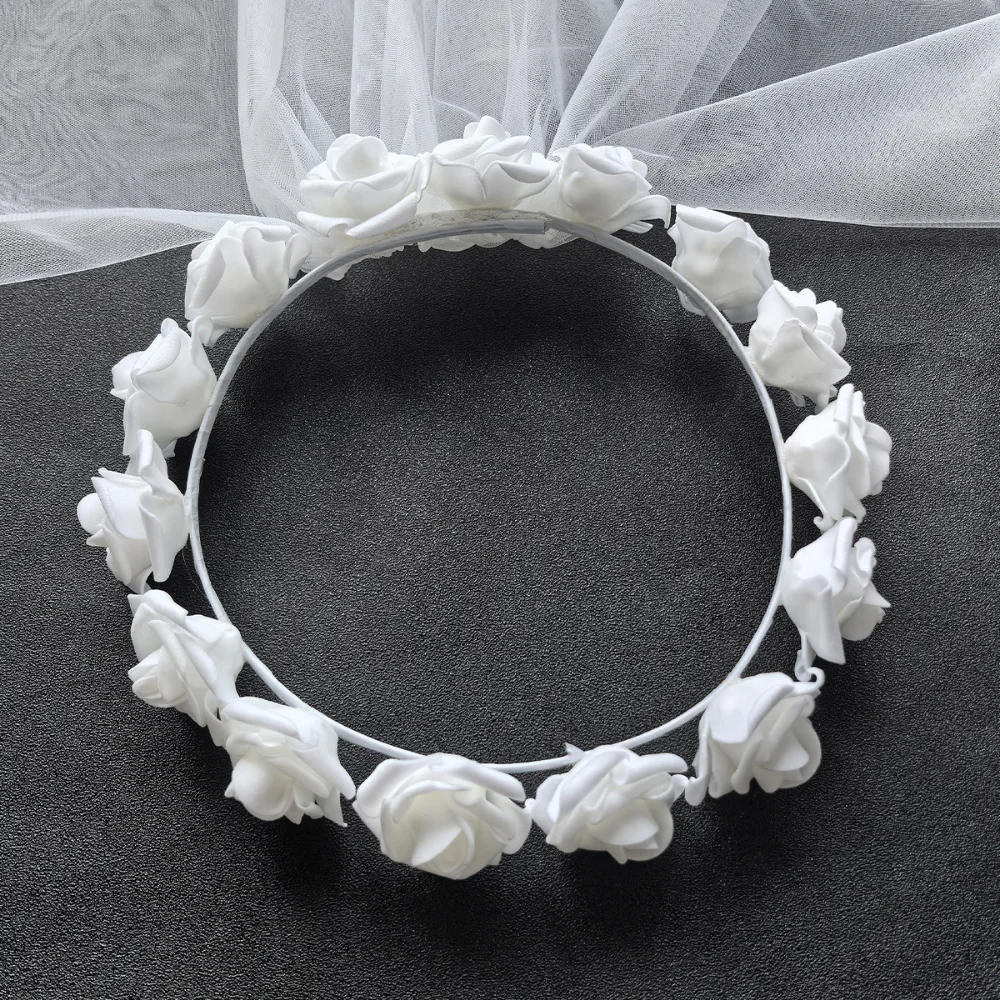 1-teiliger Kopfschmuck mit weißen Rosen, Kopfschmuck für Mädchen/Braut, Hochzeitsaccessoire-Schleier, geeignet zum Tragen von Banketten und Partys