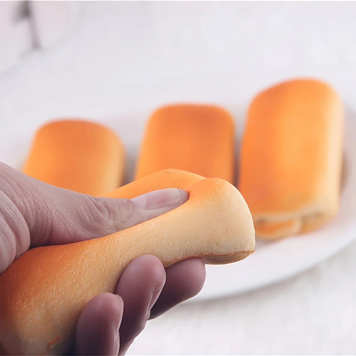 Simpatico mini pane squishy a vita lenta - Giocattolo realistico antistress per alimenti Fidget Photography Prop