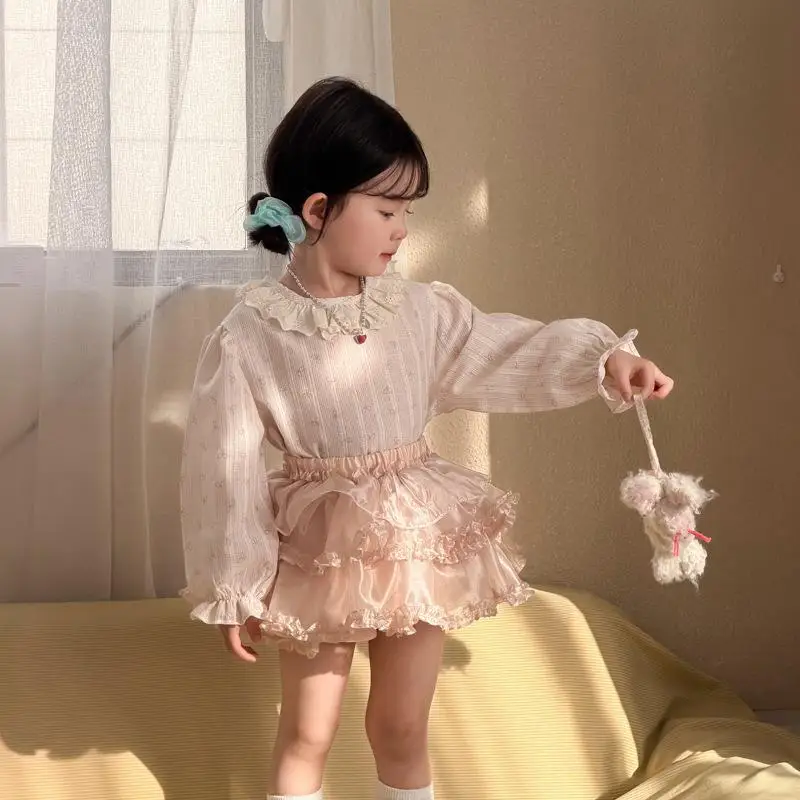 

2026 Spring New Girls Cute Lace Collar Shirts Cotton Children Sweet Bow Print Baby Girl Striped Bottoming Shirts Kids Clothes