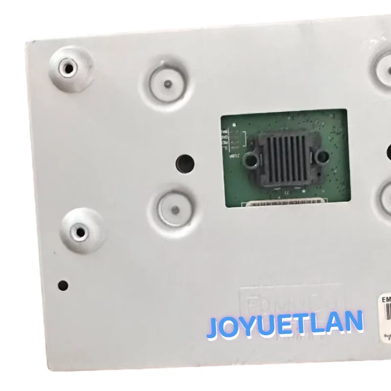 EM2T-18B955-FD는 포드 자동차의 내비게이션 시스템의 LCD 디스플레이 화면에 사용됩니다.