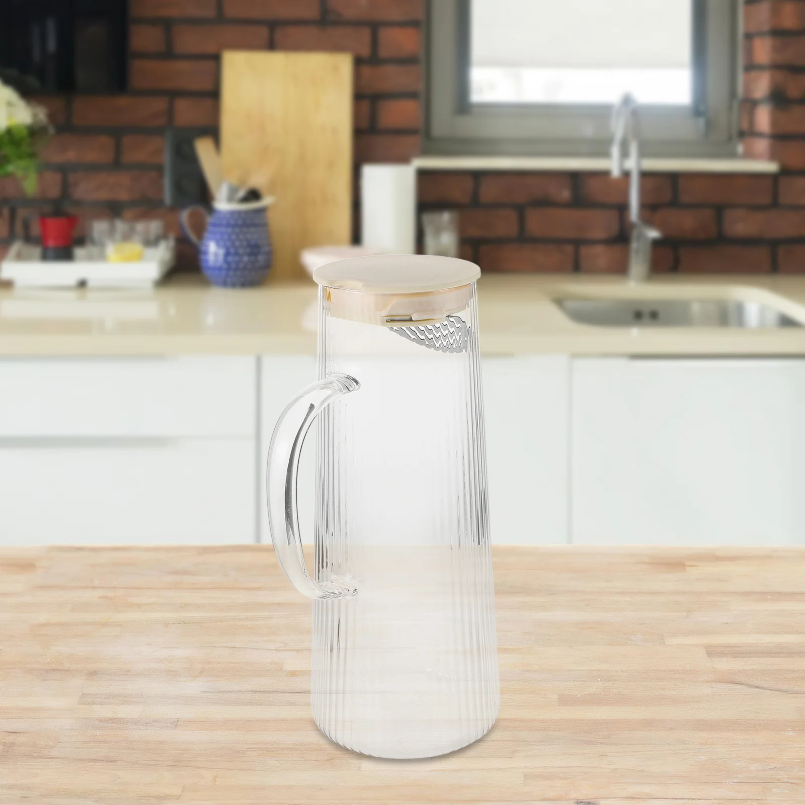 

1300Ml Glass Pitcher with Lid and Spout Stylish Vertical Stripe Jug for Water Juice Milk Storage in Fridge Beverage Server