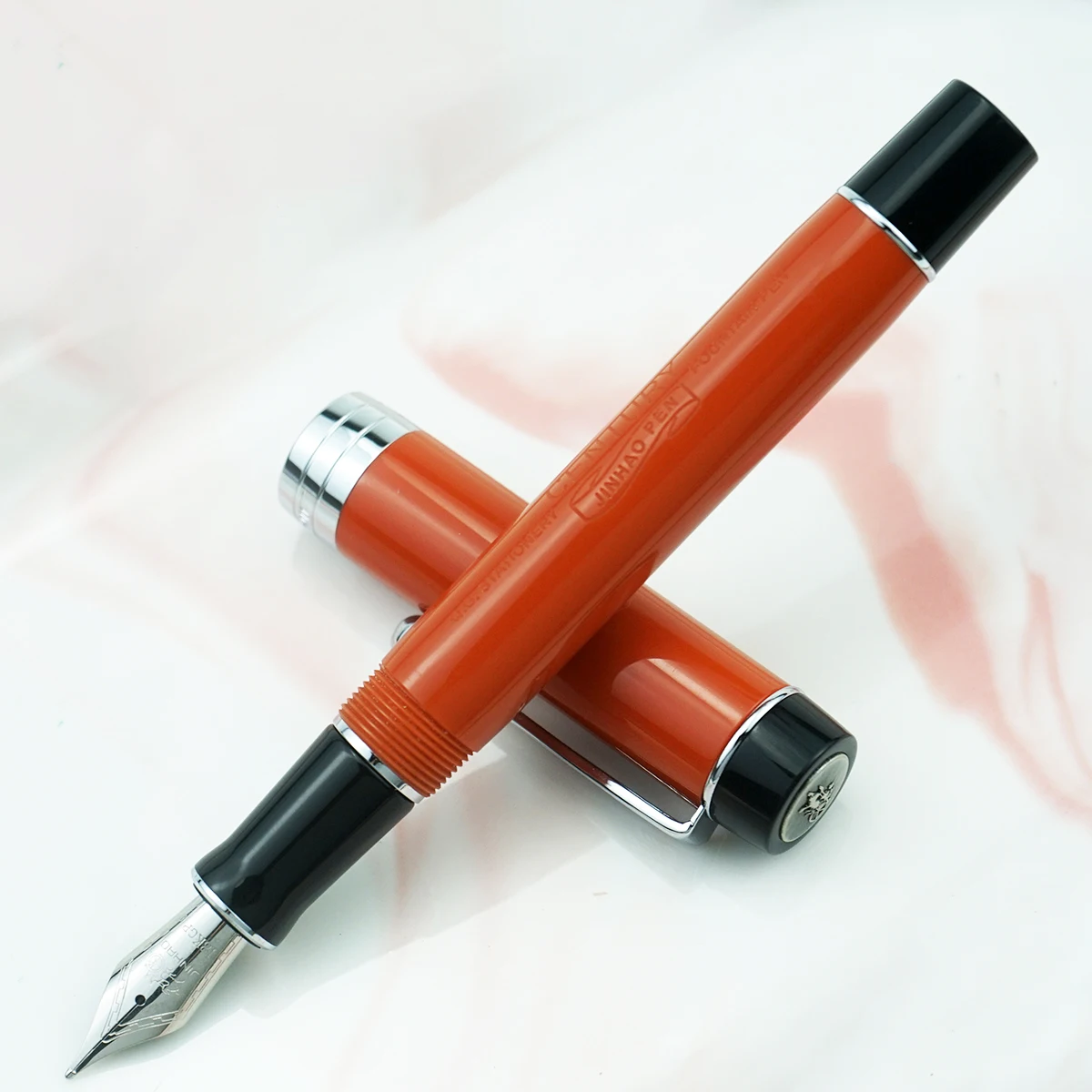 Pluma estilográfica Jinhao 100 Centennial de resina roja con logotipo Jinhao EF/F/M/convertidor de punta doblada escritura negocios Oficina regalo pluma de tinta