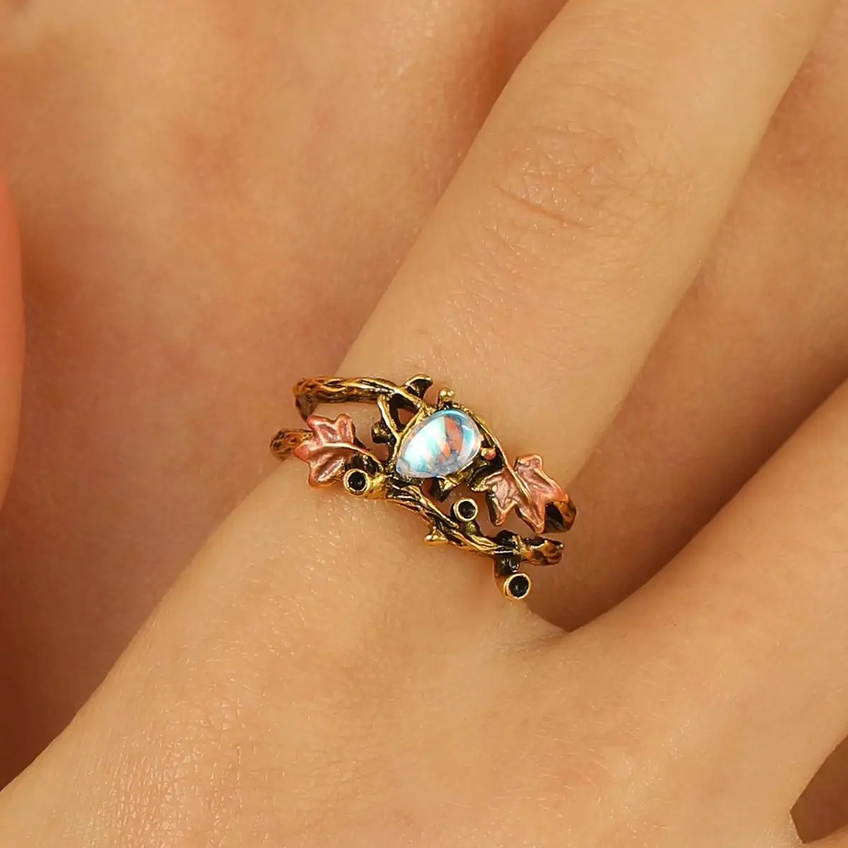 Luxury Vintage Nich… - image