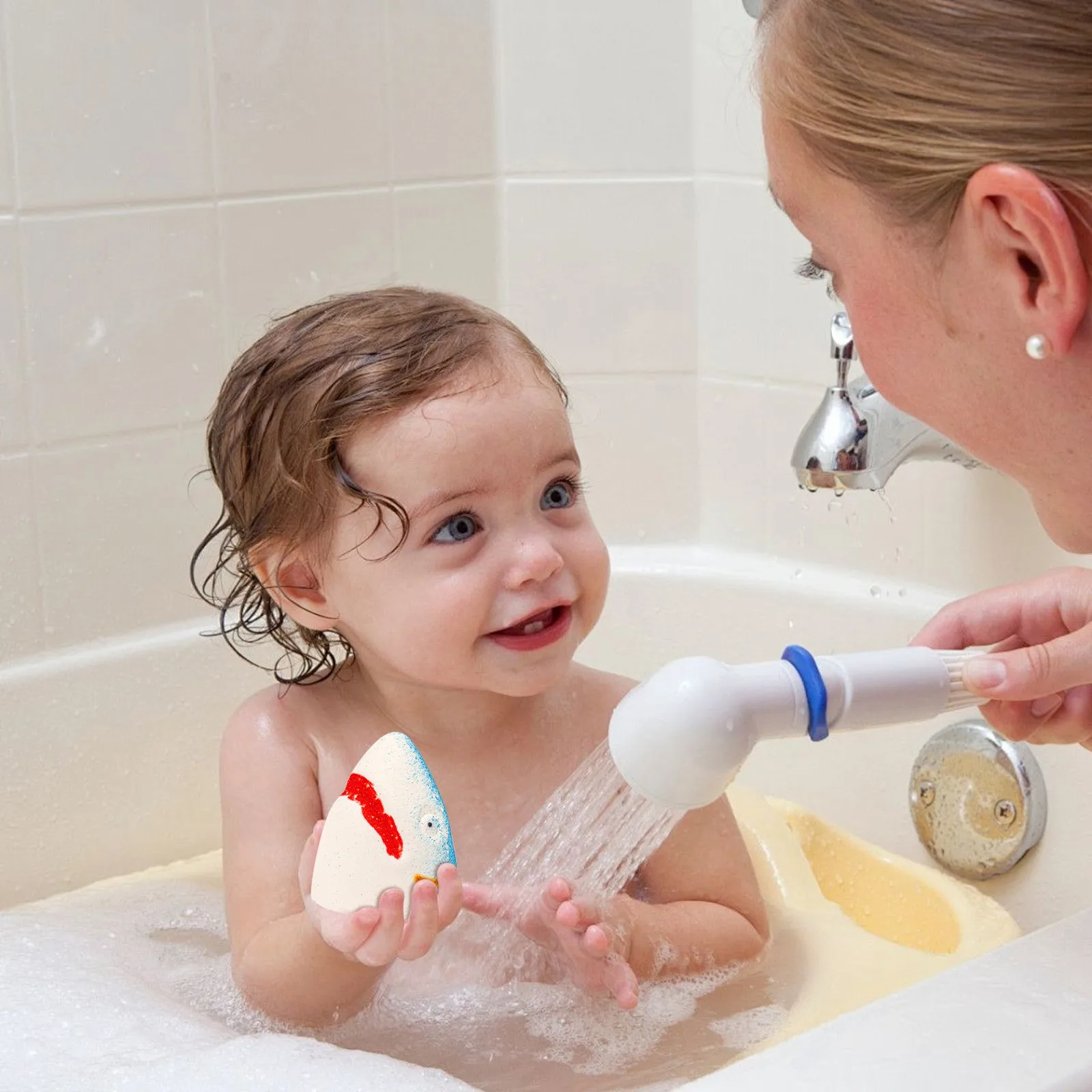 Bañera y ducha para bebé, esponja de baño suave y exfoliante para niños y adultos, limpieza suave, aprendizaje para niños pequeños, edades de 1 a 2 colores