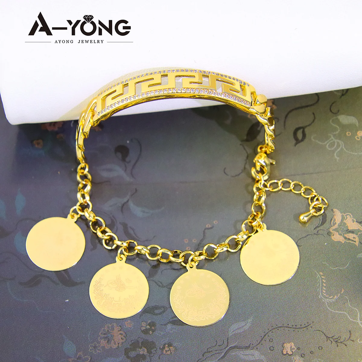 Arab Coin Bracelet 18k Gold Plated Middle East Dubai Zirconia Charm Cuff Bangle Women\'s Hand Bracelets Vintage Jewelry