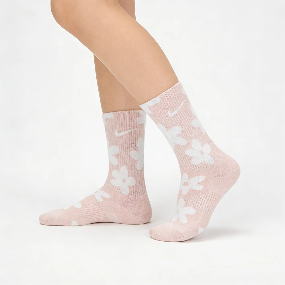 Calcetines largos Nike suaves, sencillos, cómodos, resistentes a los olores, versátiles y elegantes (unisex), paquete de 3, color rosa DH6297-901