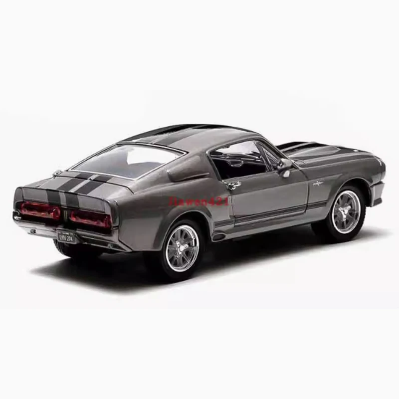 Greenlight Alloy 1:43 1967 Mustang 'Eleanor' Classic Vintage Car Model Adult Collection Static Display view 3