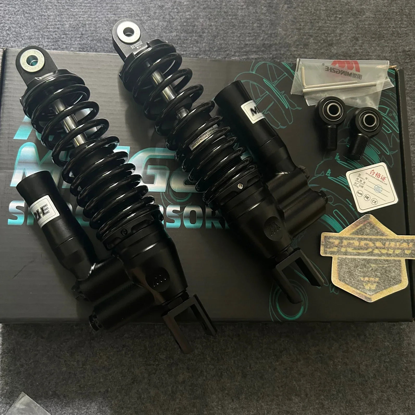 

MR2 Ming Zhejiang genuine rear shock absorption, 3 adjustable, mobile large sofa