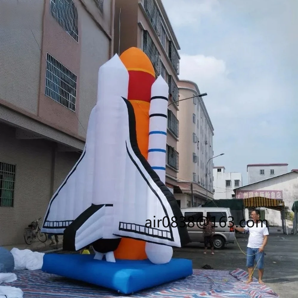 Modèle de bateau de fusée de vaisseau spatial gonflable géant extérieur de navette spatiale gonflable avec des lumières LED pour la publicité