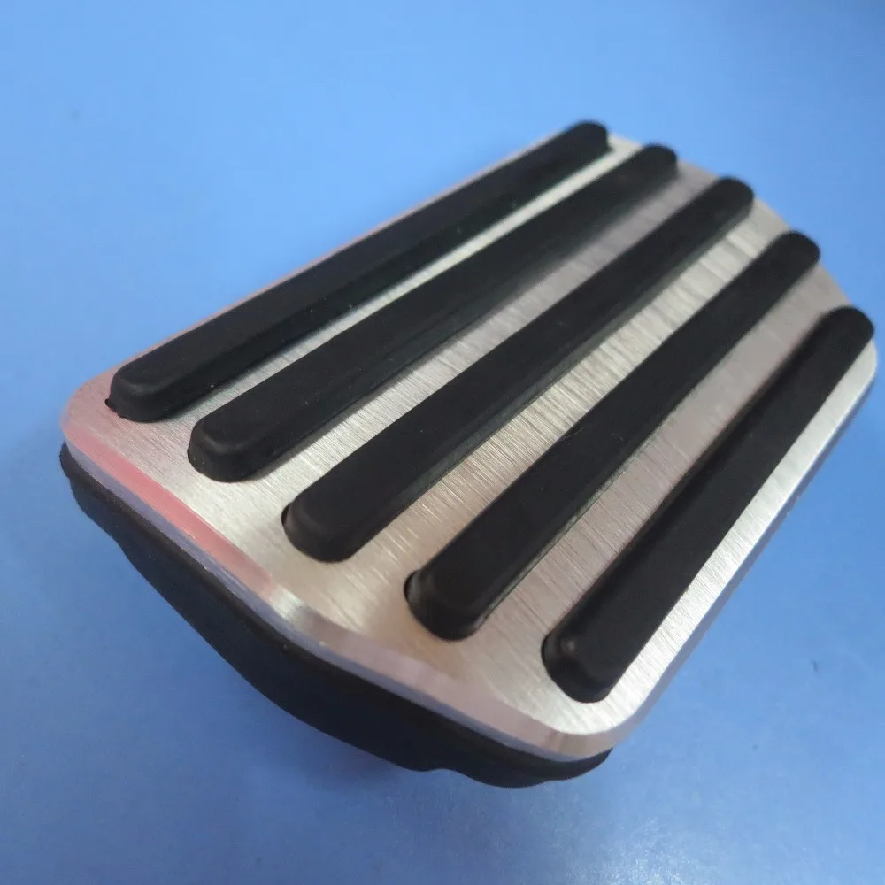 DEE Car Accessories Aluminium alloy accelerator gas brake pedal for VOLVO XC60 XC70 S60 S80 V60 V70 AT pedal plate pads covers