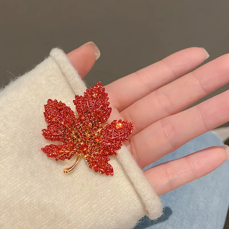 Rhinestone Maple Leaf Brooch Women's Fashion Clothing Dress Pins Girls Fashion Party Jewelry Gifts