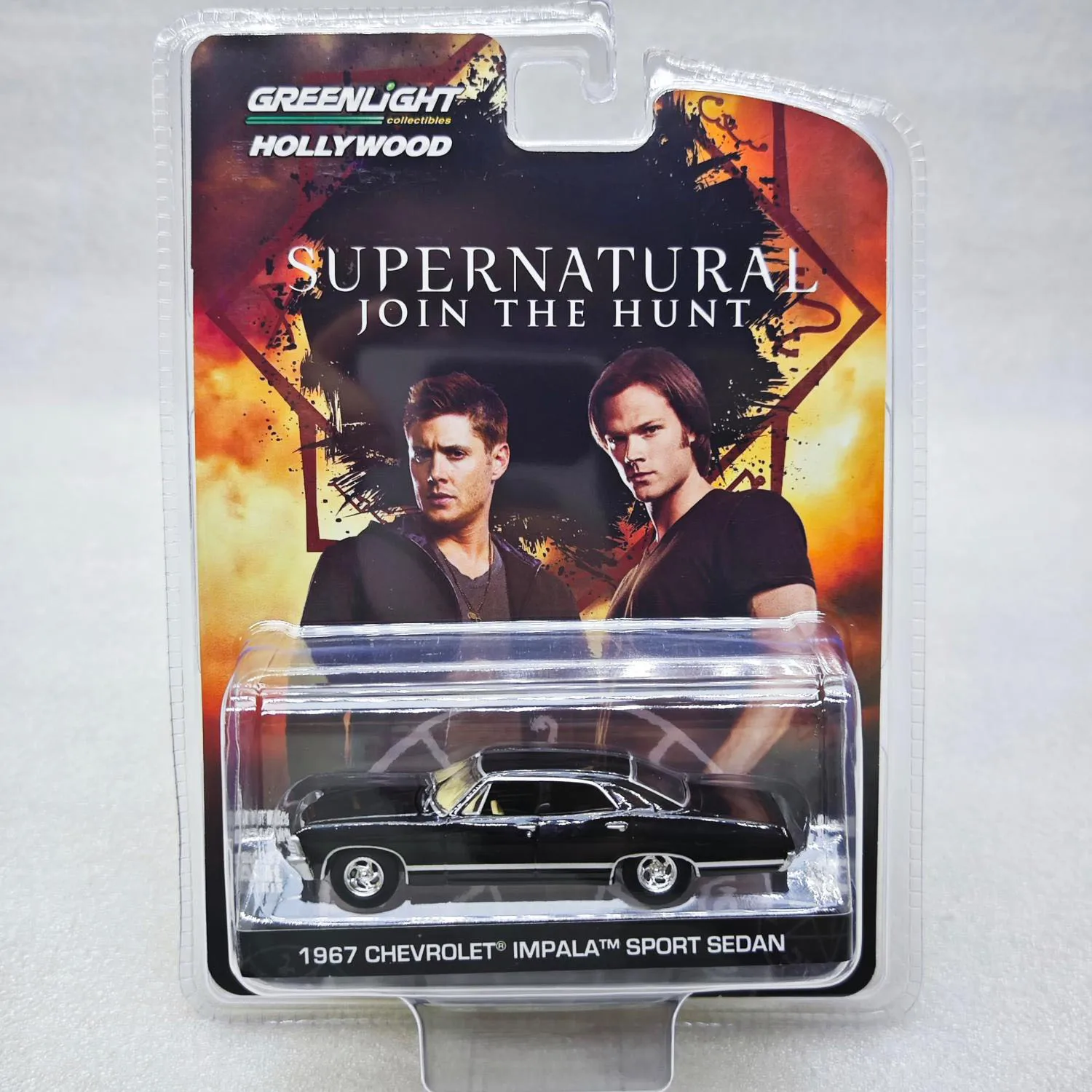 Green light 1:64 alloy car model Supernatural - 1967 Impala sedan