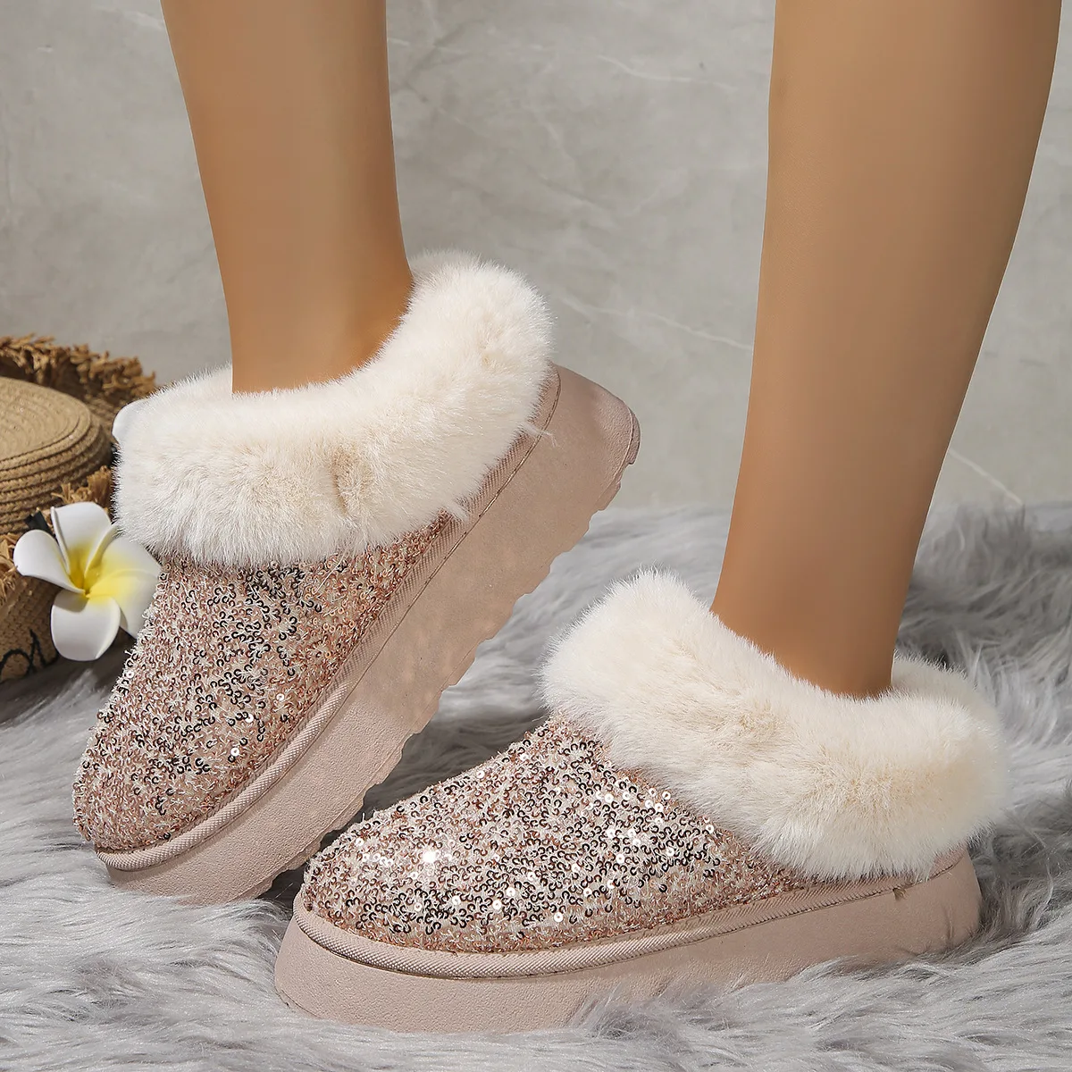 Sequin Snow Boots for Women 2024 Winter New Warm Thick Soles Without Heel-covered Hair Half Slipper Cotton Shoes for Women Boot