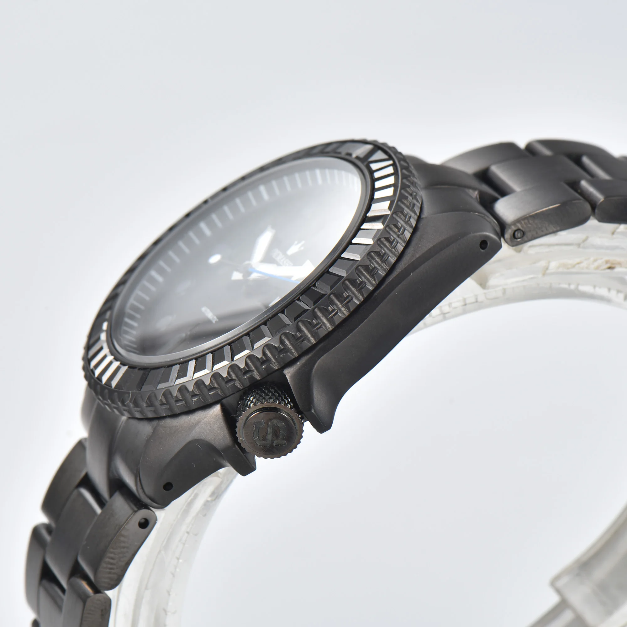 นาฬิกา NH36 นาฬิกาข้อมือจักรกลผู้ชาย ขอบหน้าปัดประดับพลอยสีดำ ปฏิทินคู่ ตัวเรือนสแตนเลส กระจกแซฟไฟร์ นาฬิกา SKX007 สำหรับผู้ชาย