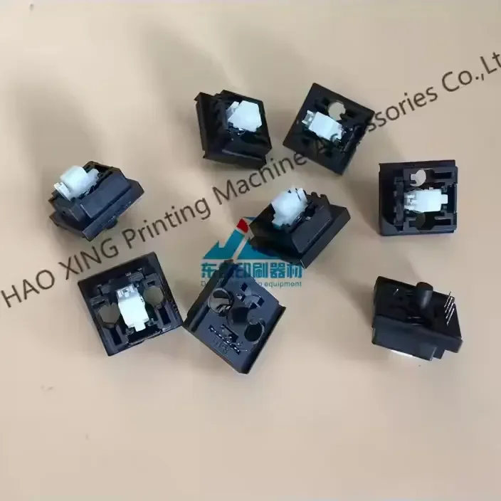 

Hot Sale CPC Push Button S37Z201674 Push Button for Roland 700 Printing Machine Parts