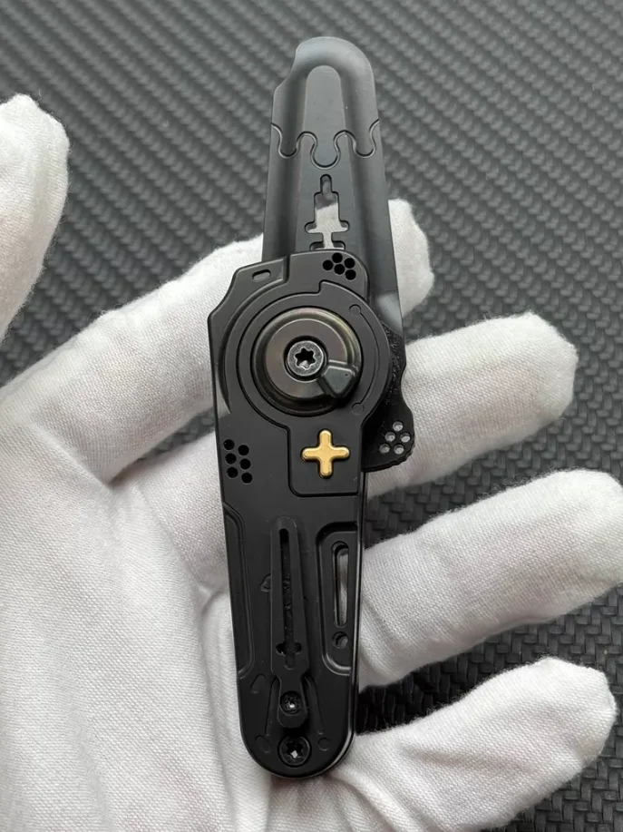 Used EDC SUGAR Dimension Cutting Obsidian Black Titanium Spinner Fingertip Gyroscope Decompression Toys