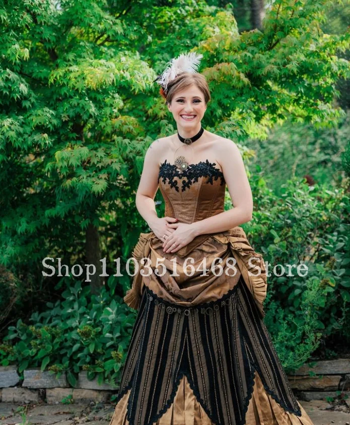 Gothic Punk Victorian Wedding Dress Tan Sheath Corset Corset Pleated Applique A-Line Bridal Gown Medieval فساتين سهرة