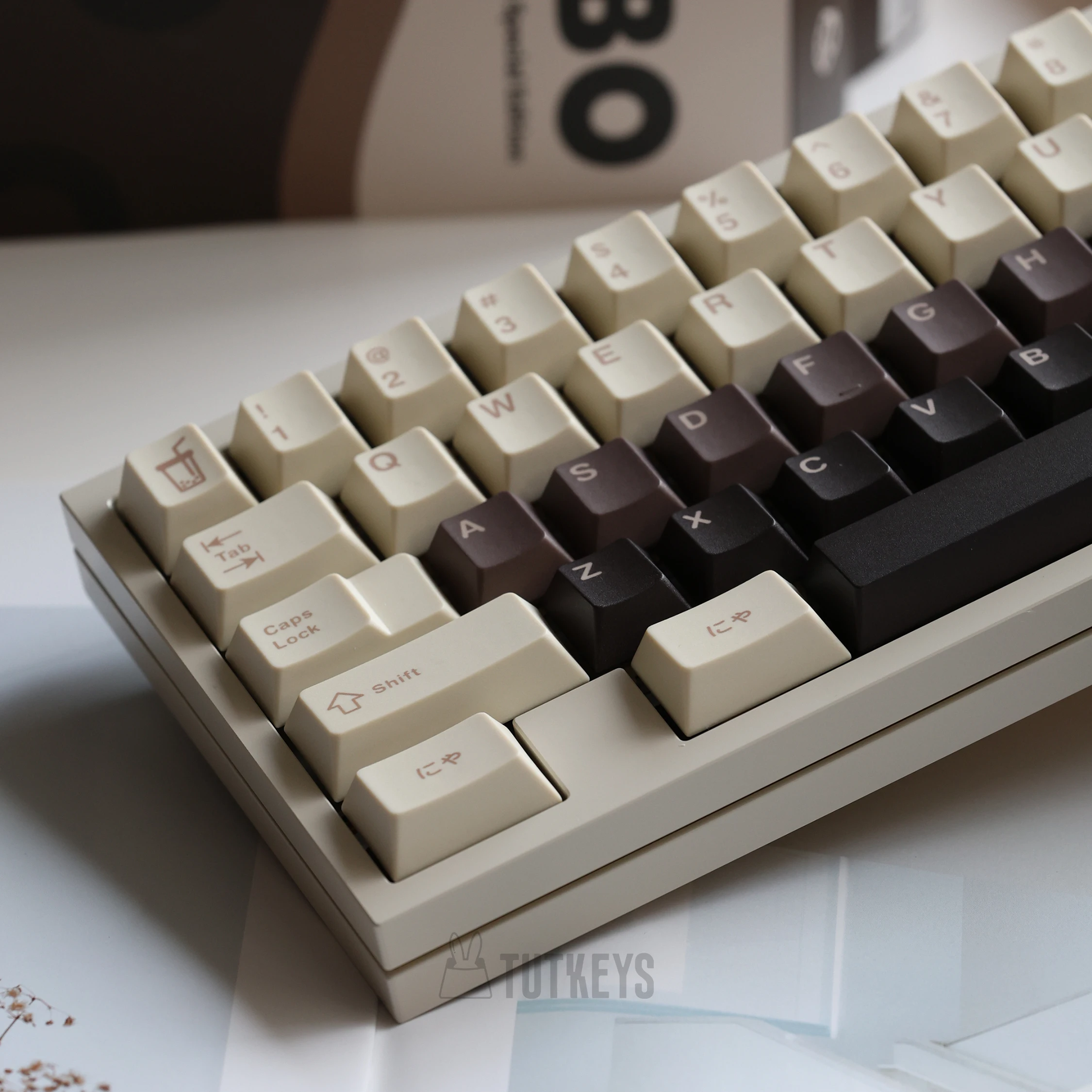 

Brown sugar milk tea keycap Siamese cat, warm color theme