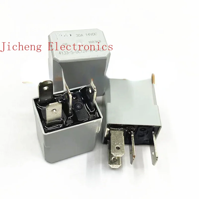 

1PCS 4133-S-DC12V-A-Q-ZZ 14VDC 30A 4-leg