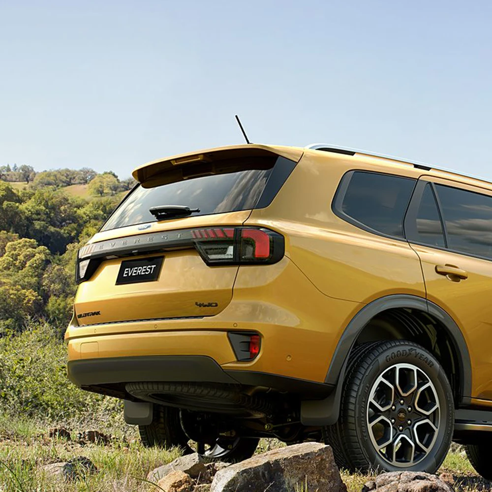 لفورد رينجر EVEREST 2023-الآن مجموعة المصابيح الخلفية التلقائية ترقية تأثير بدء التشغيل LED من خلال ملحقات أدوات المصابيح الخلفية