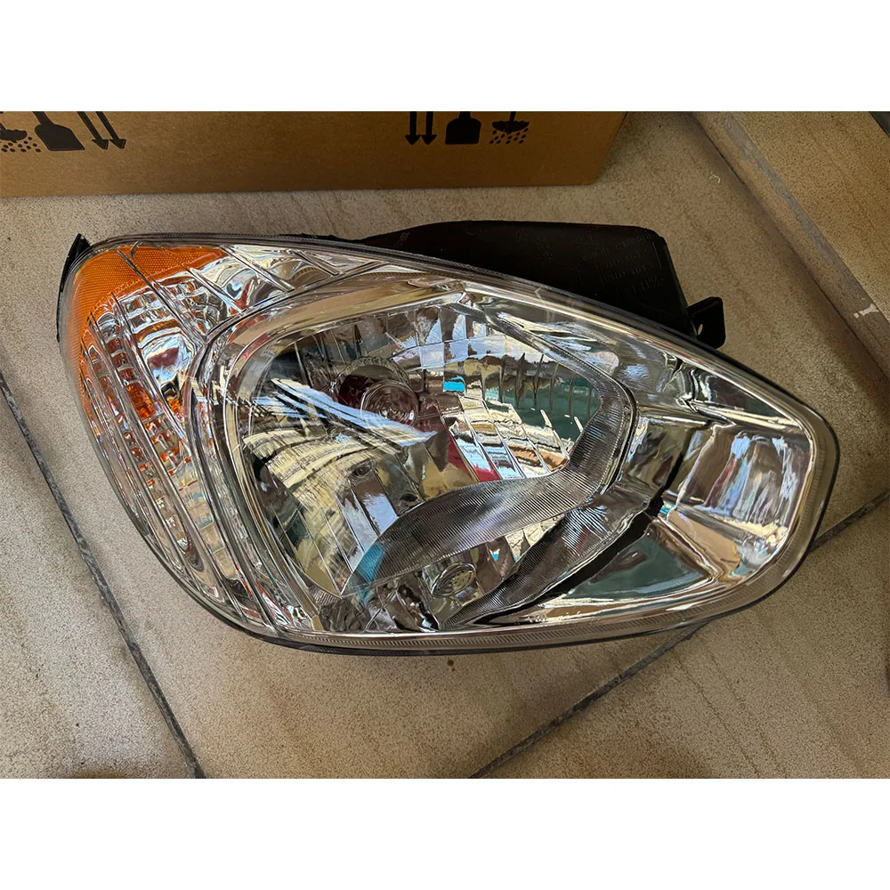 Reflektory Zespół lamp dla 2006-2011 Hyundai Accent 92102-1E011 Para — zdjęcie 6